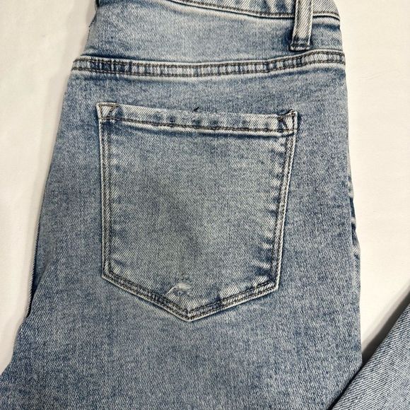 VERVET Distressed Skinny Jeans - Picture 7 of 9